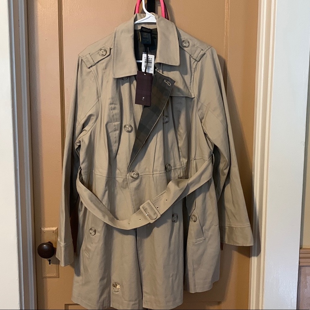 Torrid Jacket with buckle. Size 2 (18-20)